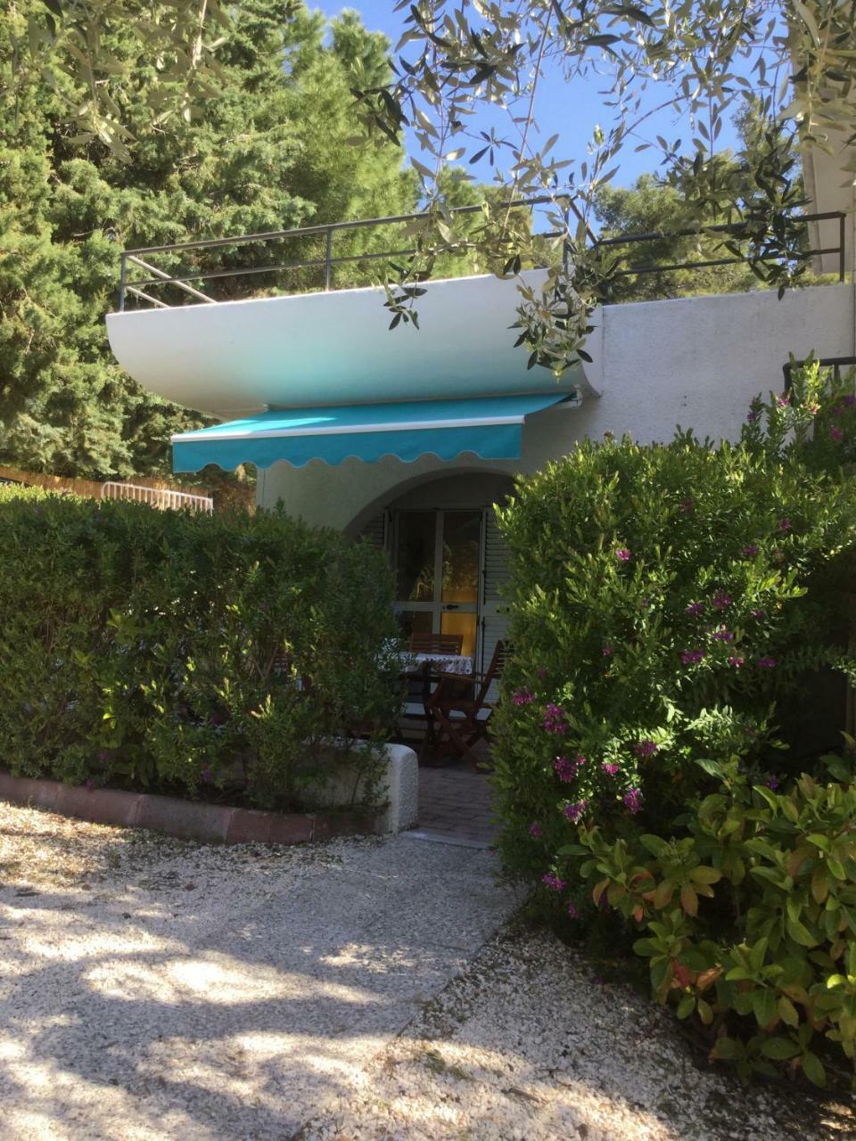 מאטינאטה Residence I Faraglioni מראה חיצוני תמונה